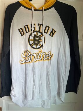 BOSTON BRUINS Hoodie Tee - White & Black with Yellow Accents